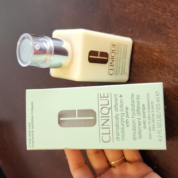 CLINIQUE HYDRATANTE - Picture 2 of 3